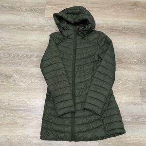 Women’s lightweight puffer jacket
